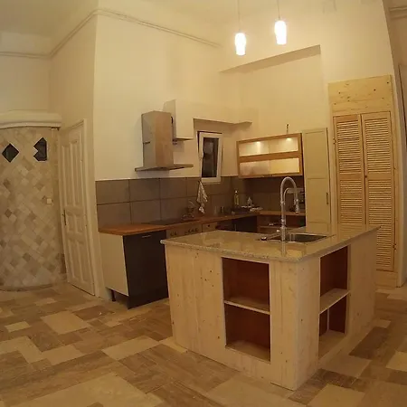 Apartment Anello