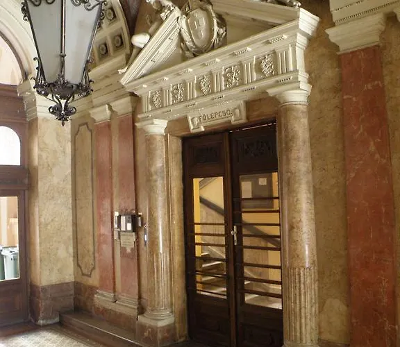 Anello Apartman